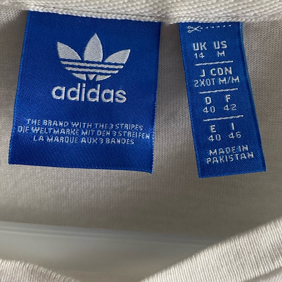 Adidas T-Shirt. Size Medium. White colour. - Picture 3 of 7